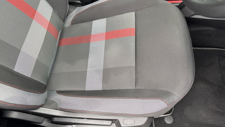 Dacia Duster 1.3 TCe 130 Techroad 5dr Petrol Estate